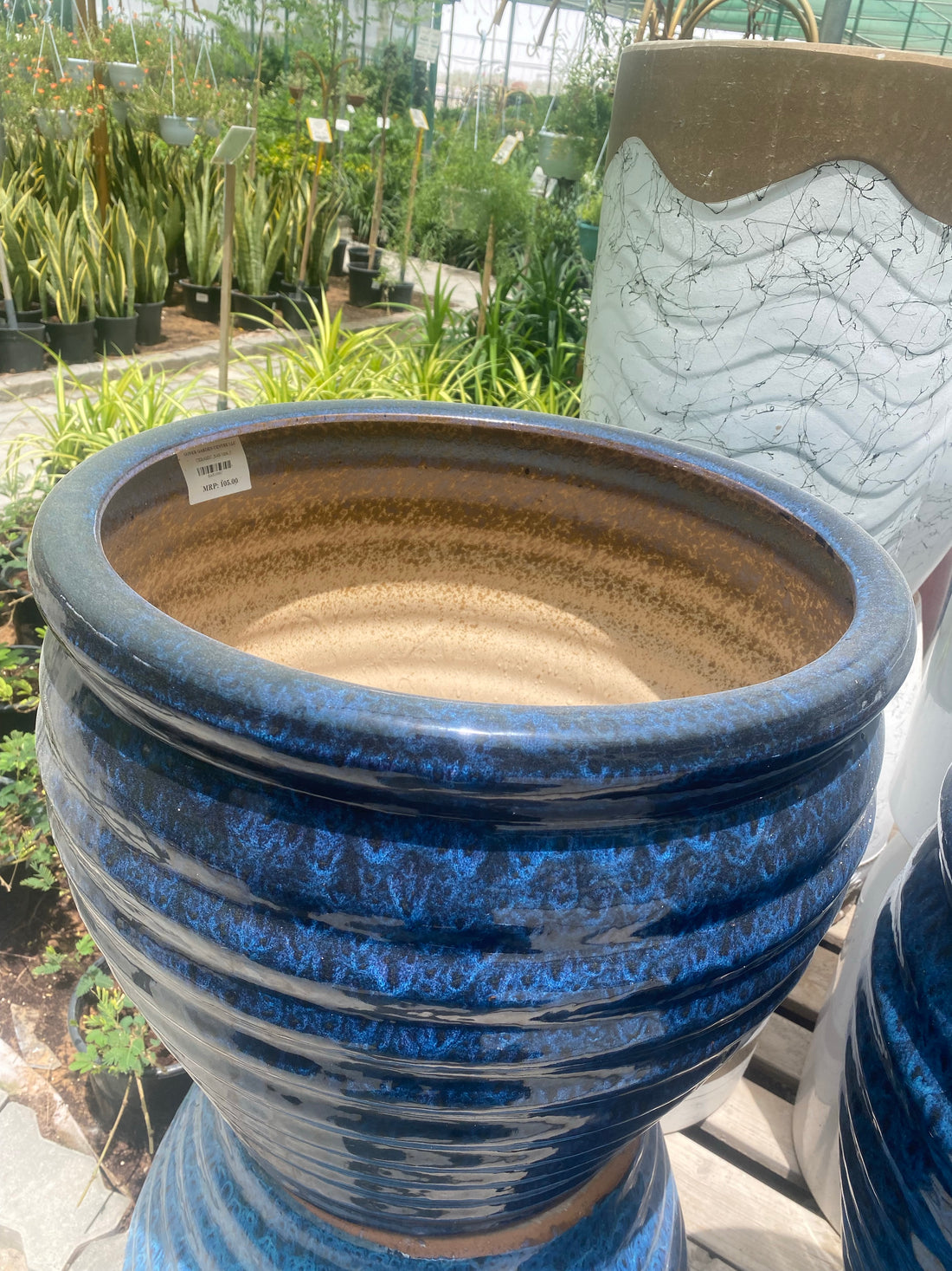 Ceramic pots